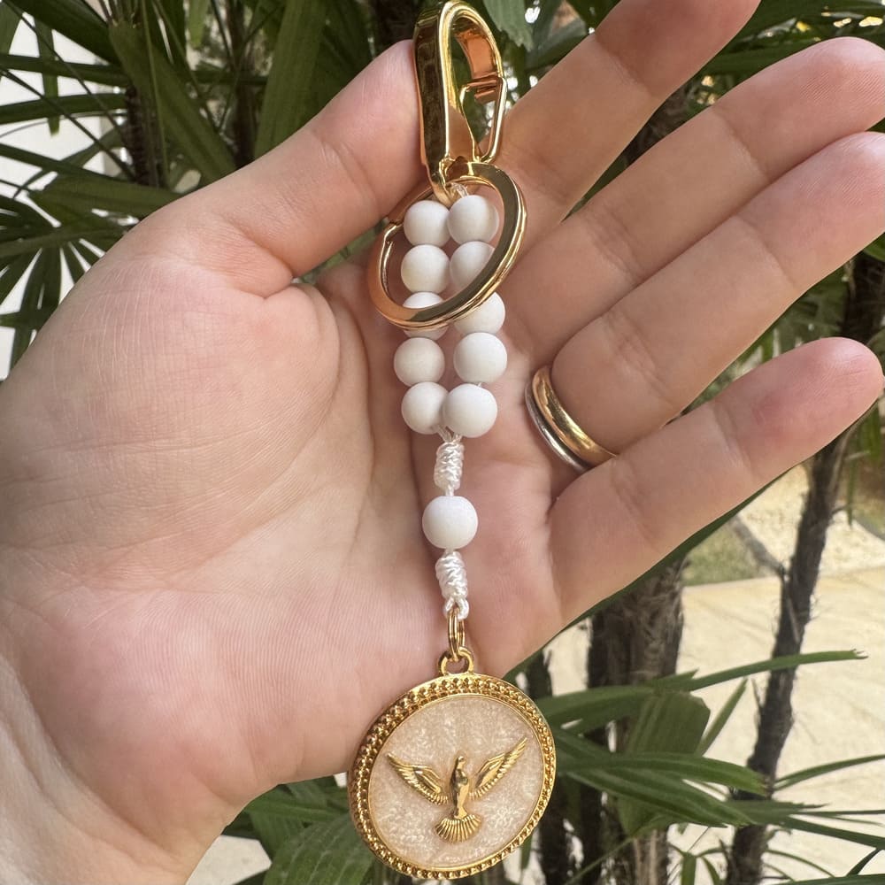 Chaveiro Lux Espírito Santo - Ouro e Off White