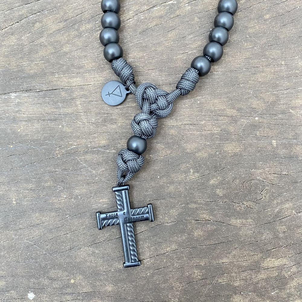 Terço para Carro Força e Coragem Virtus - Preto