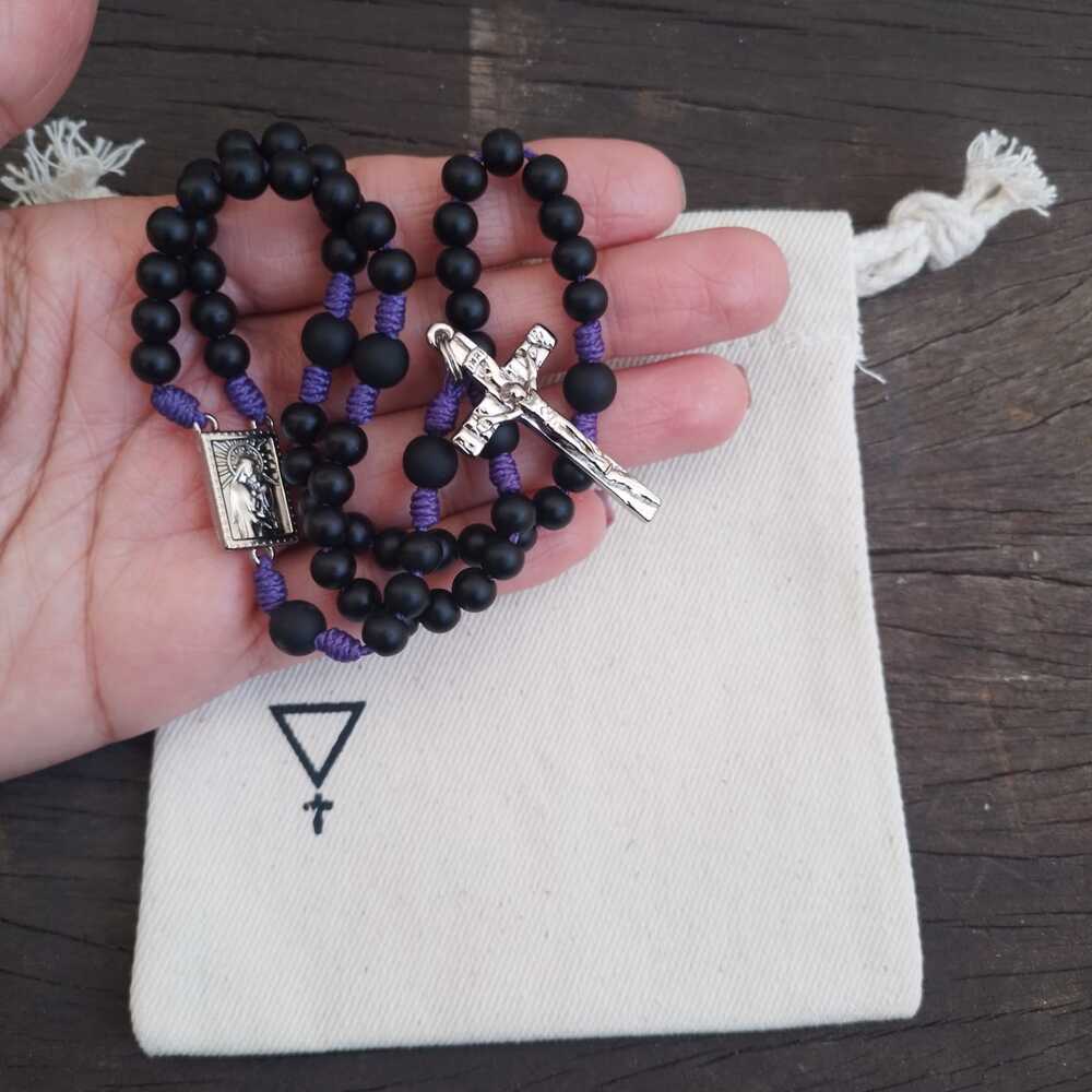 Terço Sagrado Coração de Jesus Agilis Petrus 8mm - Onix fosca e Roxo
