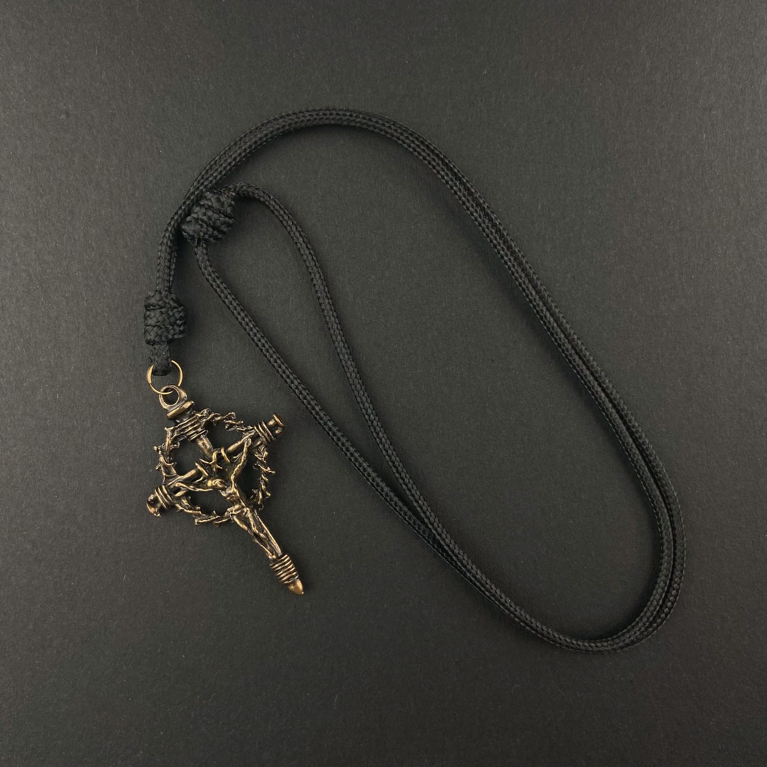 Cordão Quaresma Coroa de Espinhos - Preto e Ouro Velho