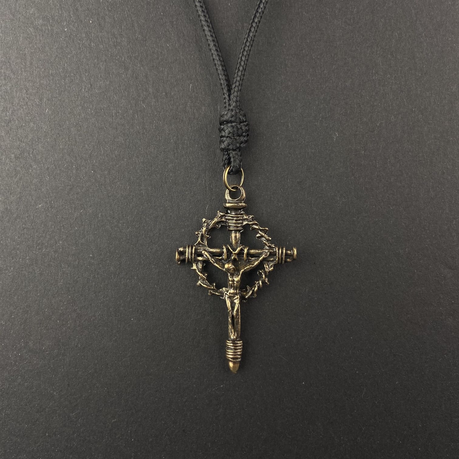 Cordão Quaresma Coroa de Espinhos - Preto e Ouro Velho