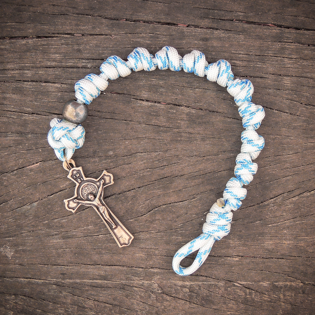 Dezena Pulseira de Nós Pocket Nodus - Azul e Branco
