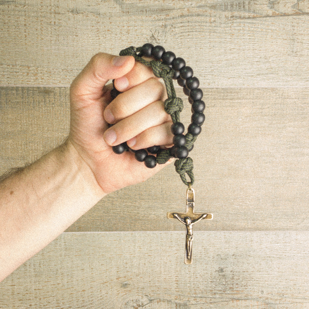 Terço Virtus - Comanche e Preto