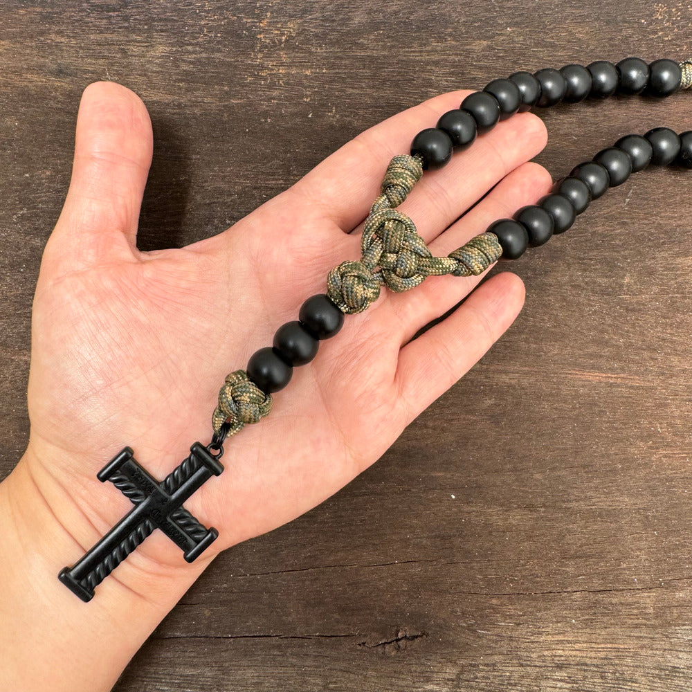 Terço Mistérios em Cruz Virtus Força e Coragem - Multicam e Preto