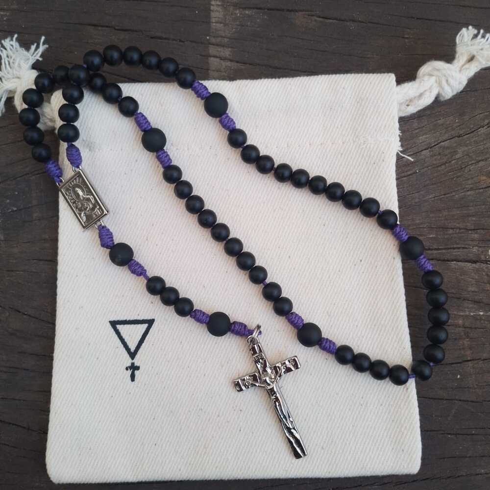 Terço Sagrado Coração de Jesus Agilis Petrus 8mm - Onix fosca e Roxo