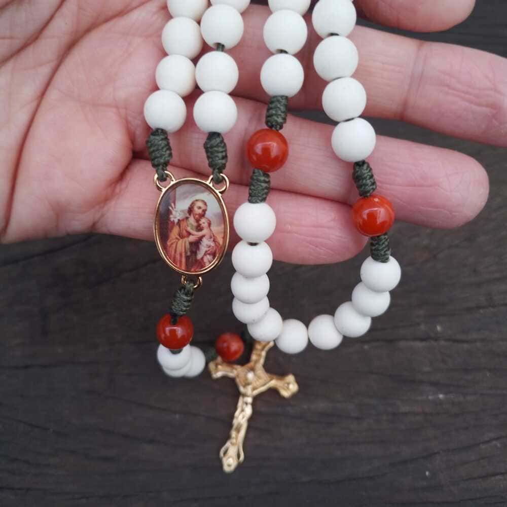 Terço de São José Agilis 8mm - Branco e Laranja