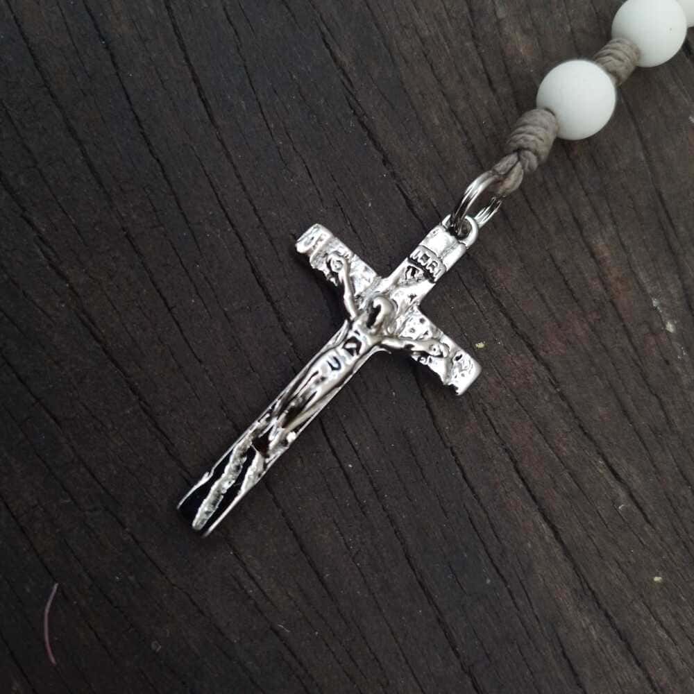 Terço de Nossa Senhora Aparecida Agilis 8mm - Areia e Níquel