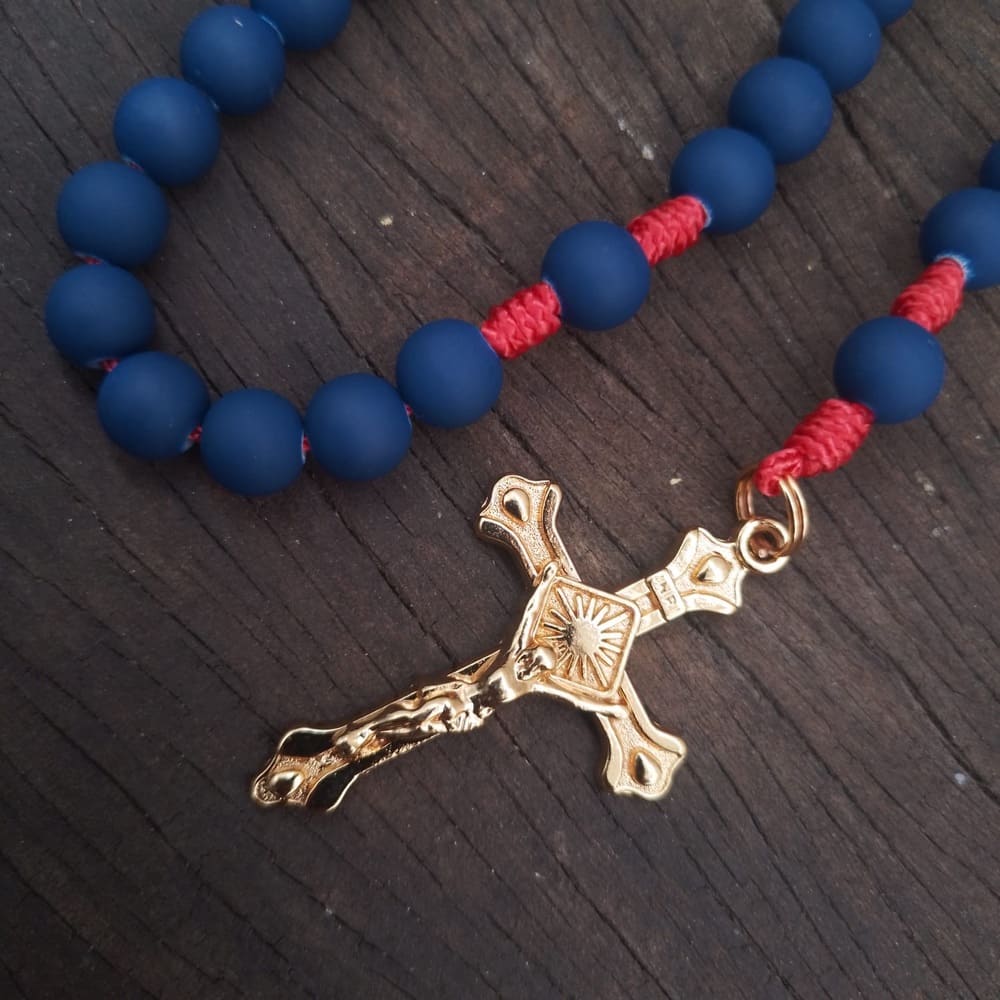 Terço São Carlo Acutis Agilis 8mm - Marinho e Vermelho